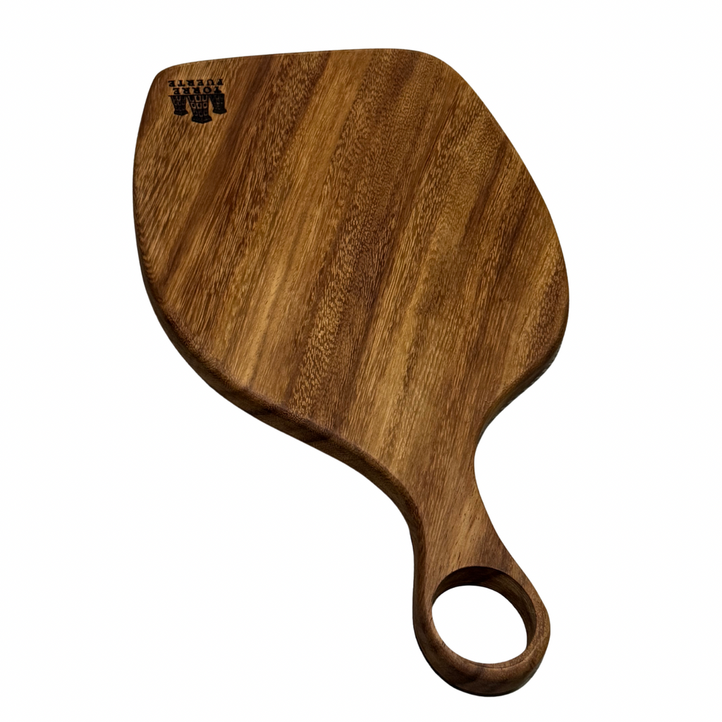 Tabla de picar, para cortes de carne, queso, y alimentos. De madera fina.