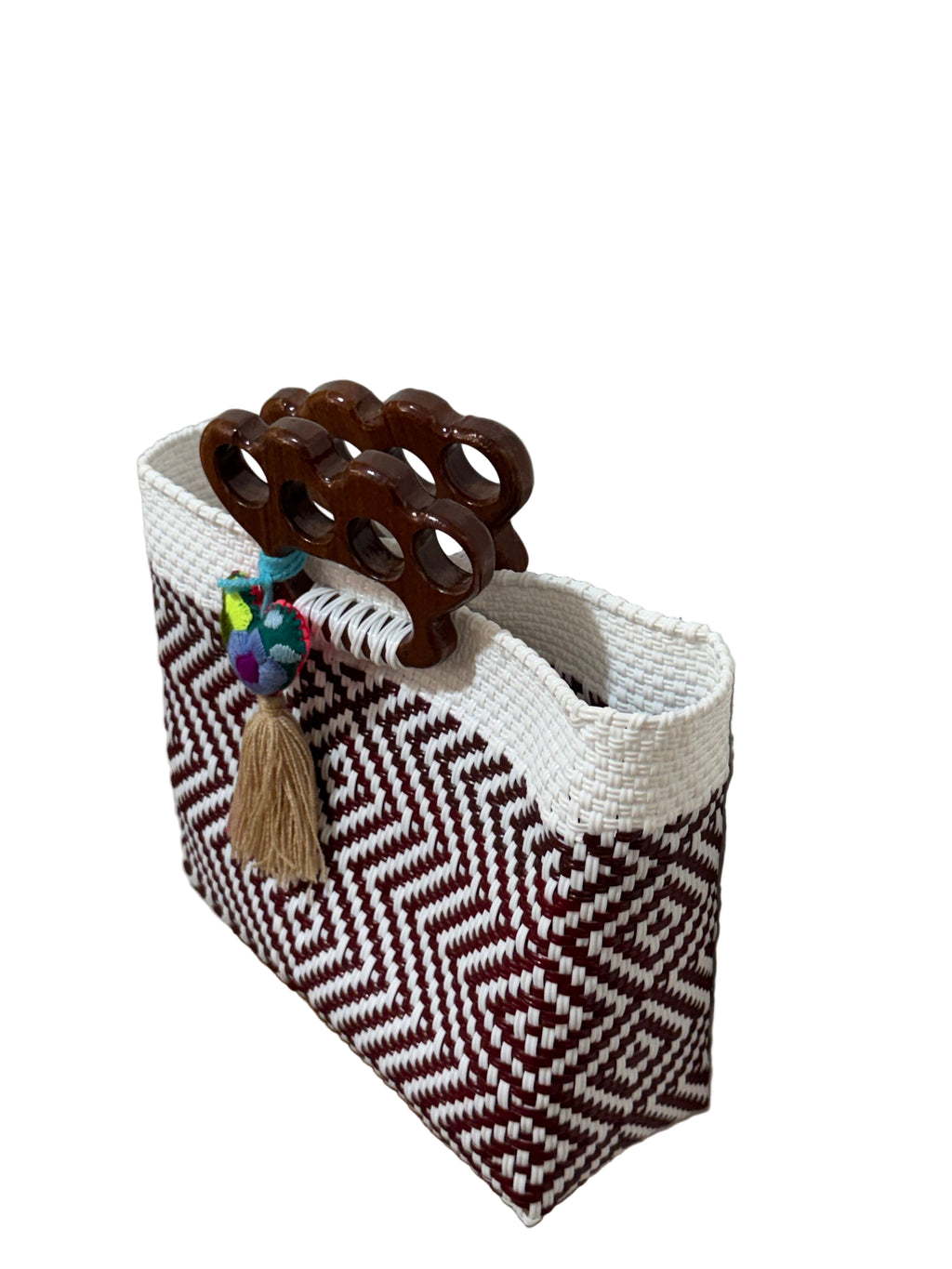 Bolsa artesanal 100% oaxaqueña chica tejida a mano con hilo reciclado y asa de madera fina.