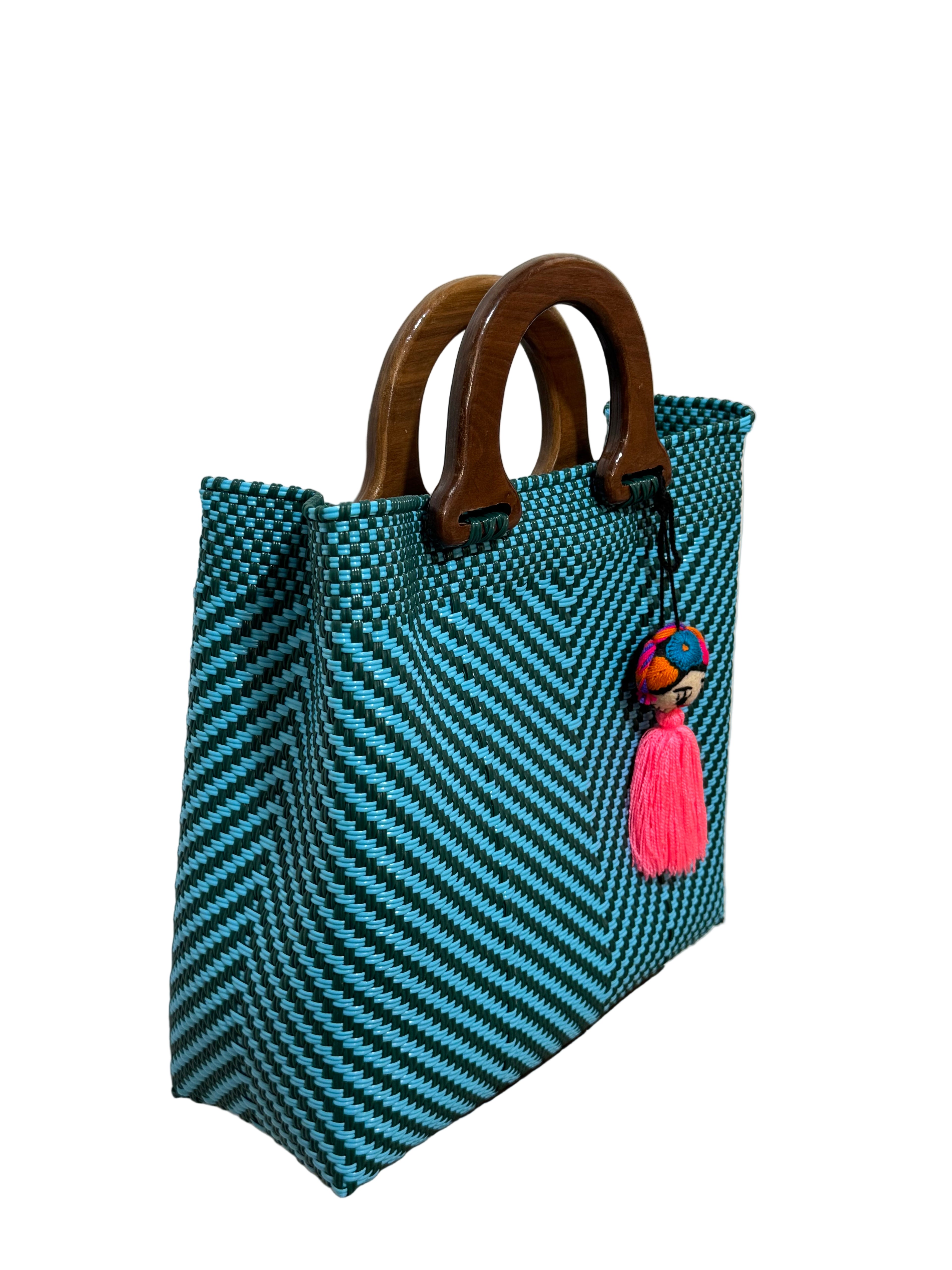 Bolso oaxaqueño 100% artesanal tejido a mano con hilo reciclado y asa de madera fina. Talla grande.